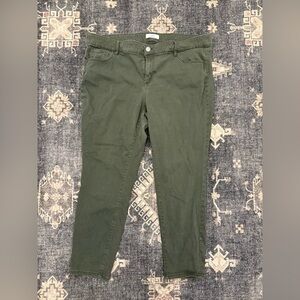 LOFT Green Women's Pants